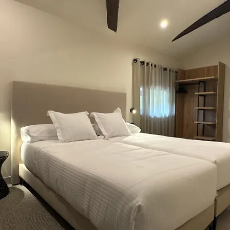 El Paraiso Del Pas Hotel *