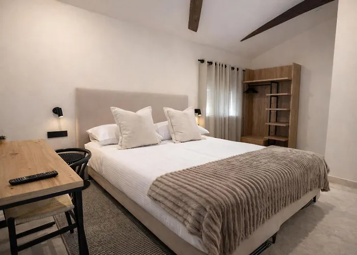 Hotel El Paraiso Del Pas *